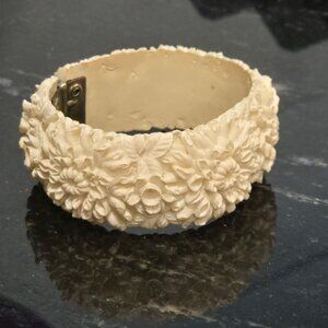 Vintage Molded Celluloid clamper Bracelet cuff Floral motif Art Deco Jewelry